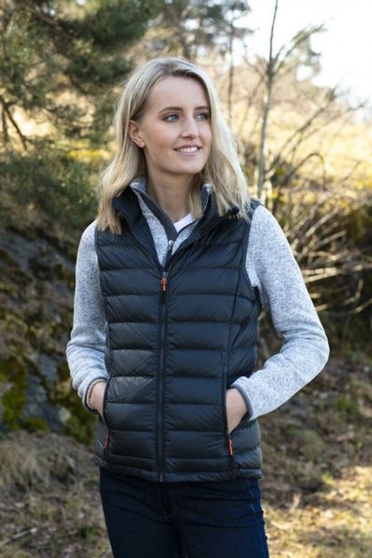 Superlight Down Vest fra Tracker